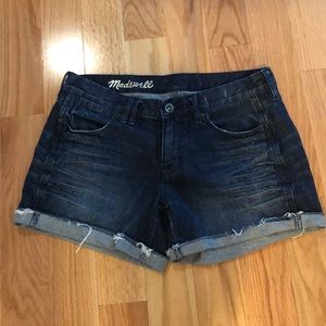 Madewell Denim Shorts in Dark Wash